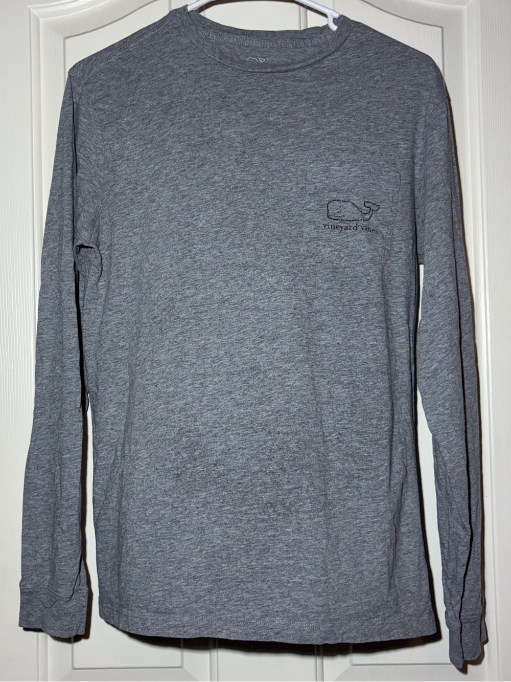 Vineyard Vines Gray Tagless Tee with White Whale Logo